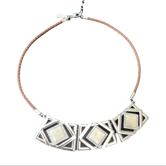 WHBM Necklace - Picture 2 of 4